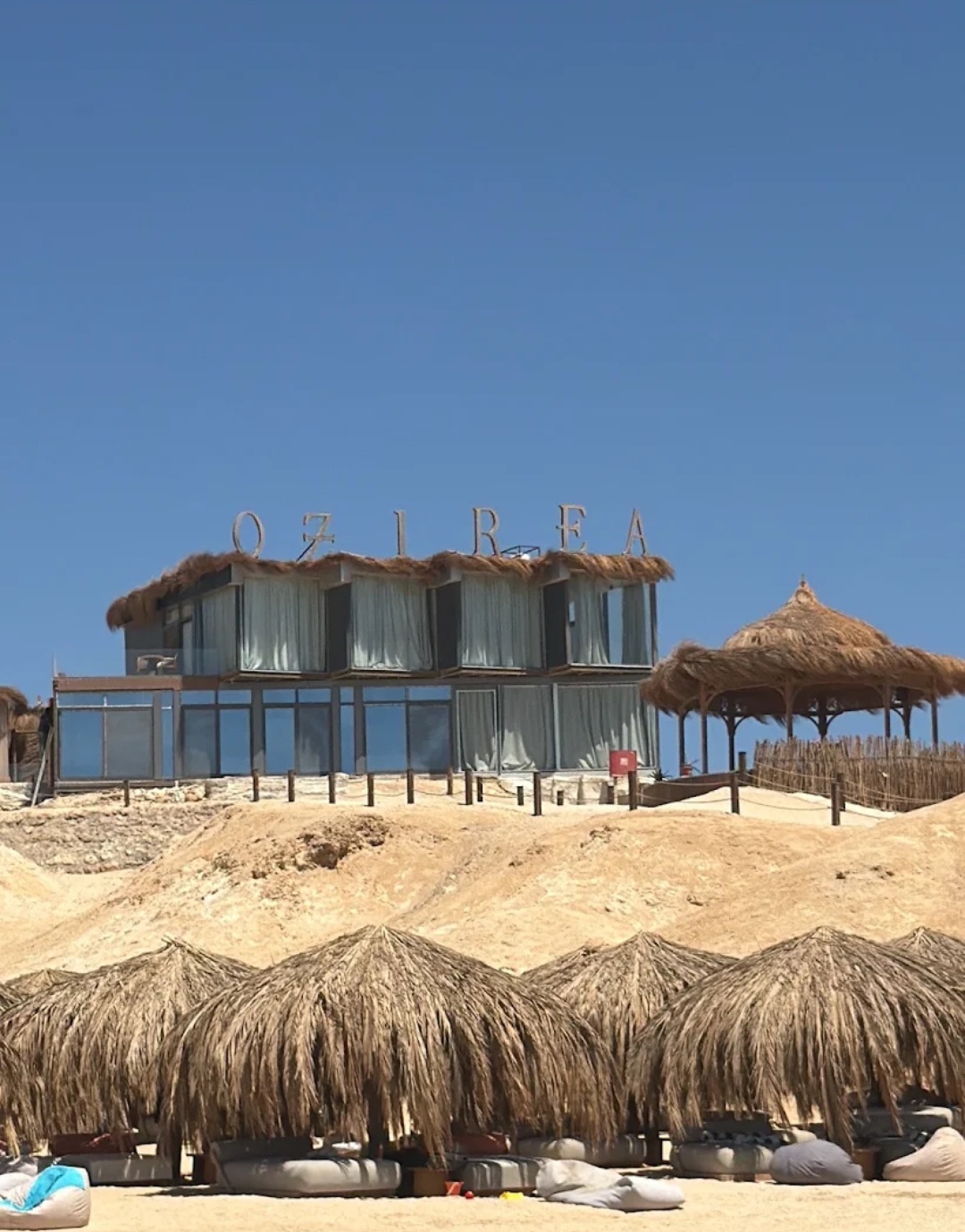Ozireia Island π