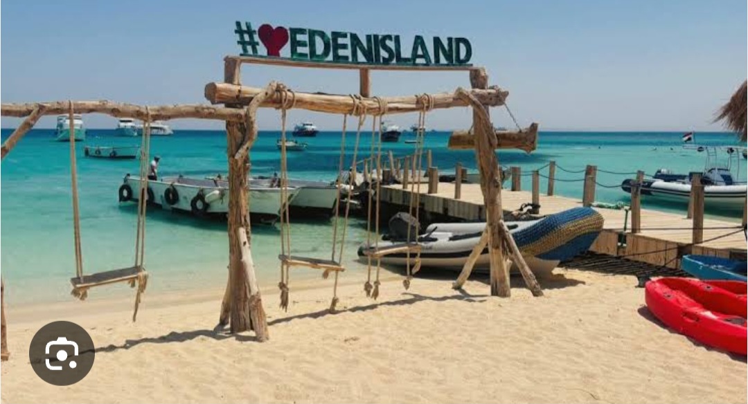 Eden Island π - Image 2